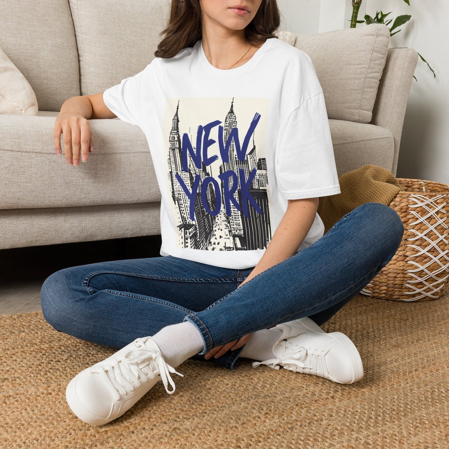 New York Skyline T-Shirt — Vintage Cityscape Tee with Bold 'NEW YORK' Script